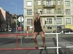 Flashing no panties in the street