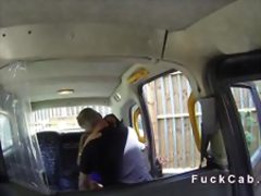 Amateur in blue dress anal fucks in fake cab